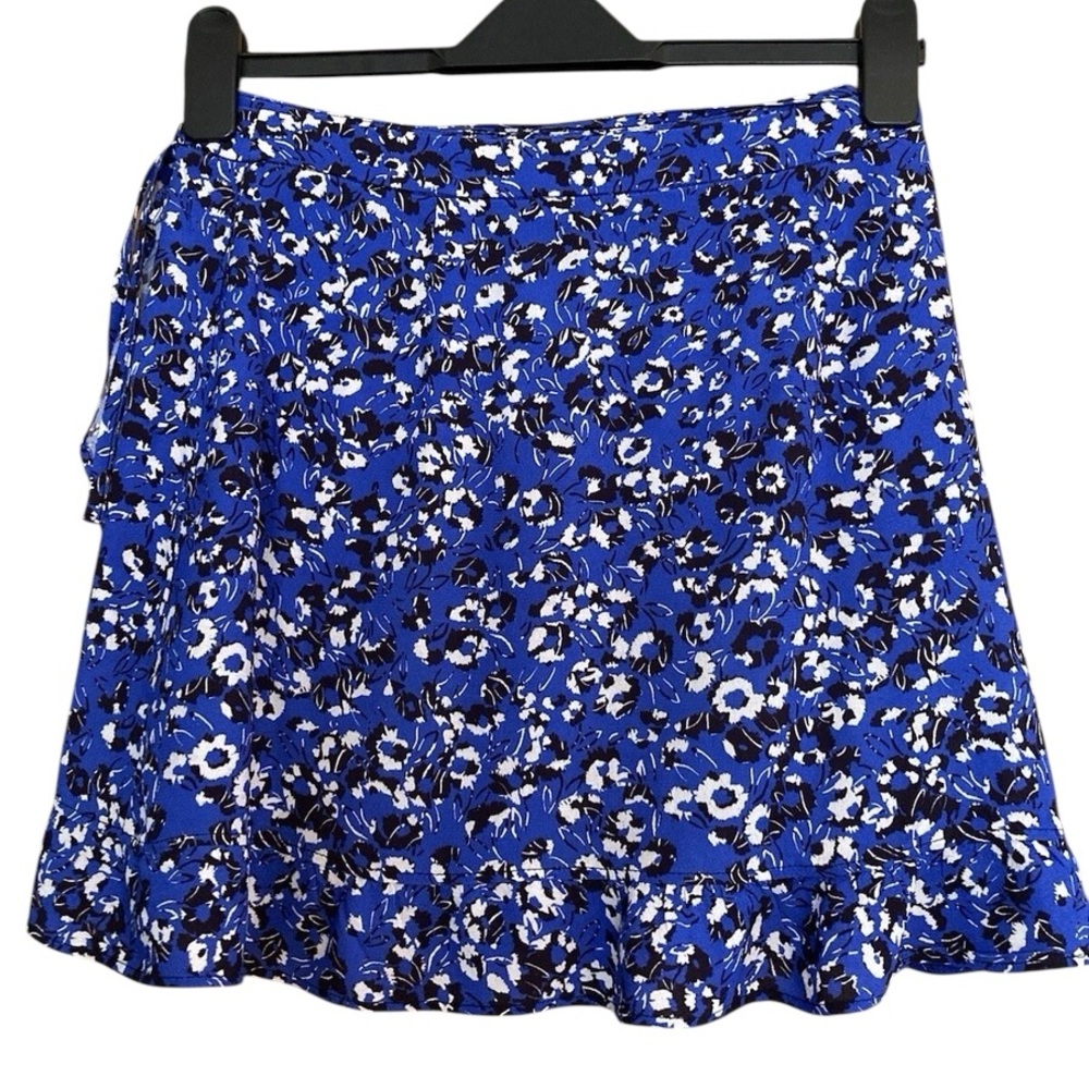 ZARA Floral Print Wrap Skirt with Hem Ruffle Size Large NWT
